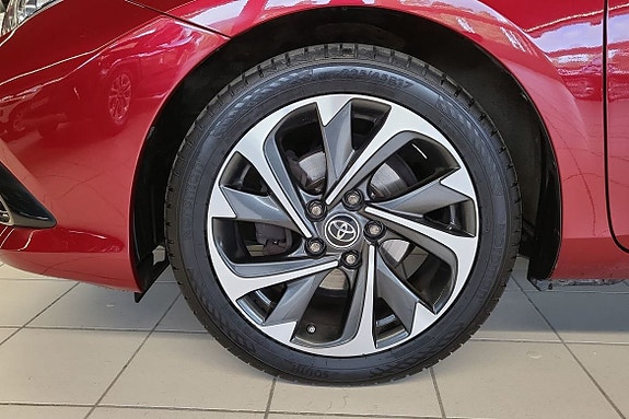 Toyota Auris 16 of 20