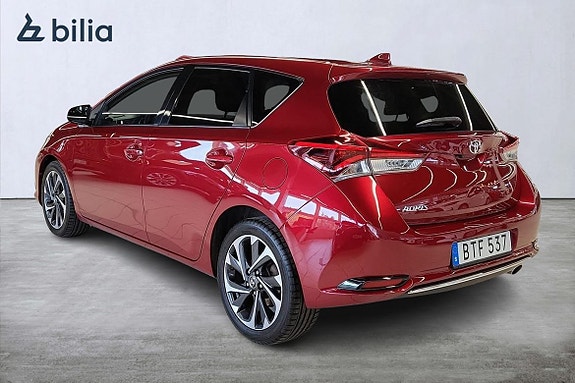 Toyota Auris 2 of 20