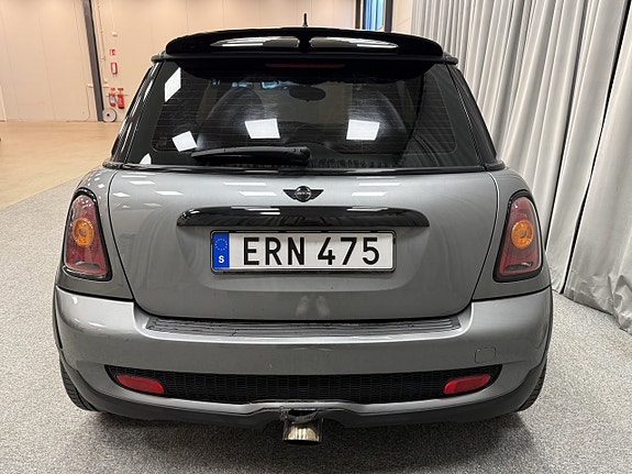MINI Cooper S 6 of 13