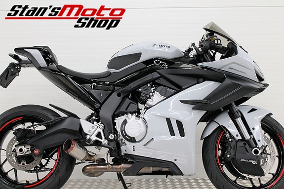 CFMOTO 675 SR-R ABS Austin Racing 5 of 18