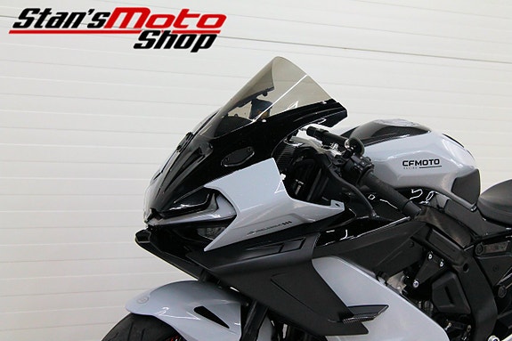 CFMOTO 675 SR-R ABS Austin Racing 12 of 18
