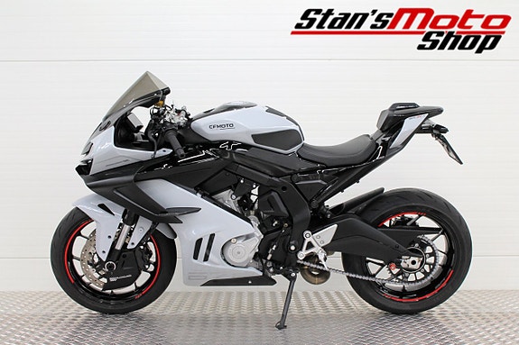 CFMOTO 675 SR-R ABS Austin Racing 8 of 18