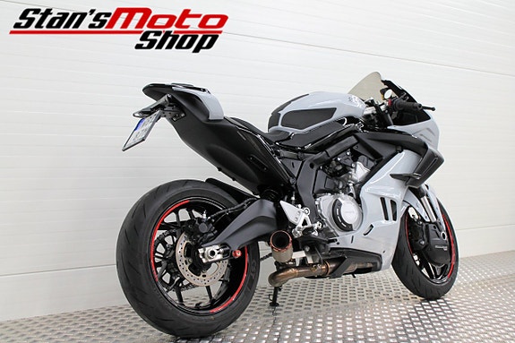 CFMOTO 675 SR-R ABS Austin Racing 3 of 18