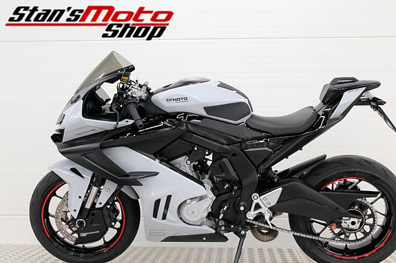 CFMOTO 675 SR-R ABS Austin Racing 13 of 18