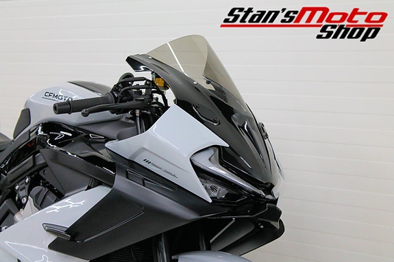 CFMOTO 675 SR-R ABS Austin Racing 7 of 18