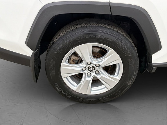 Toyota RAV4 28 of 29