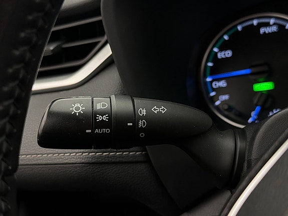 Toyota RAV4 24 of 29