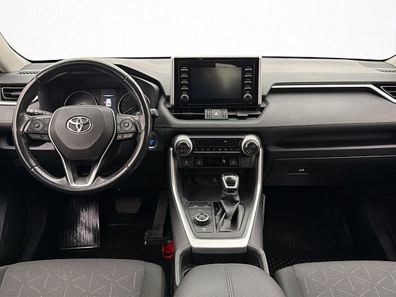 Toyota RAV4 15 of 29