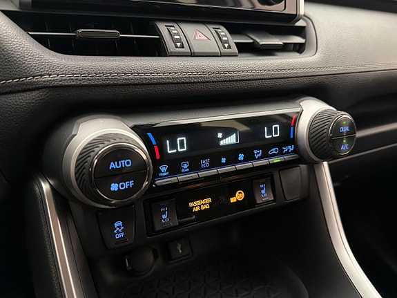 Toyota RAV4 21 of 29
