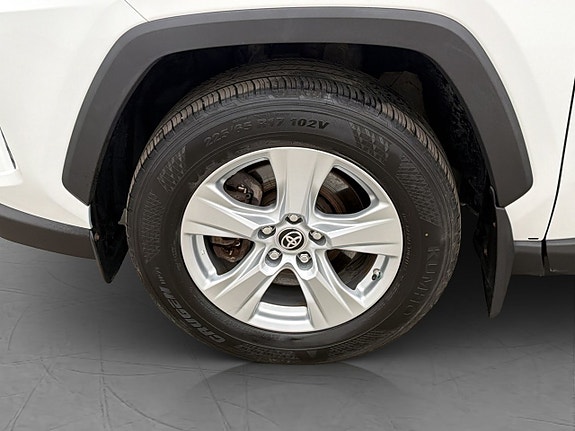 Toyota RAV4 26 of 29
