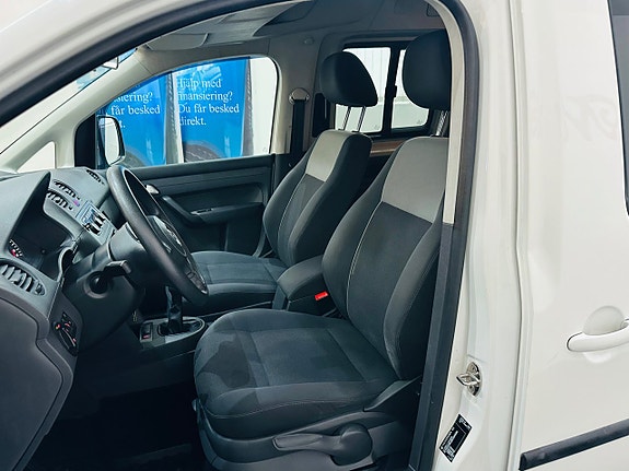 Volkswagen Caddy 12 of 22
