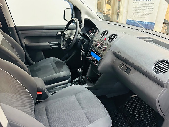 Volkswagen Caddy 15 of 22