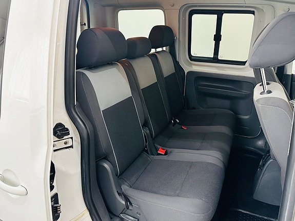 Volkswagen Caddy 17 of 22