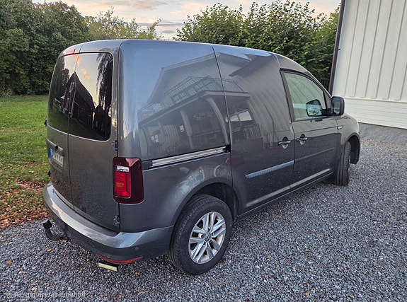 Volkswagen Caddy 3 of 5
