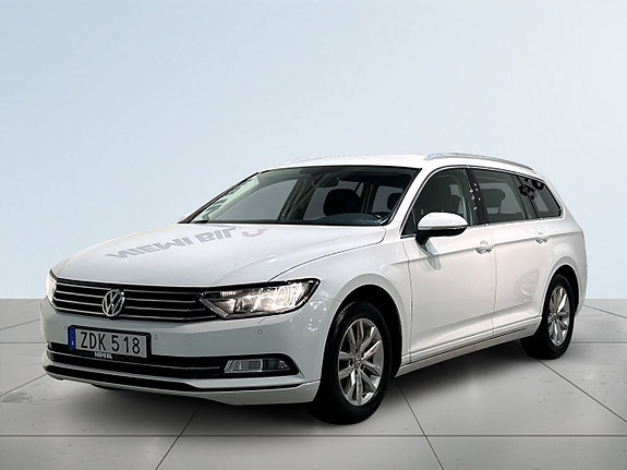 Volkswagen Passat 16 of 19
