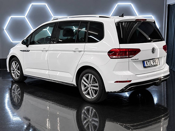 Volkswagen Touran 5 of 20