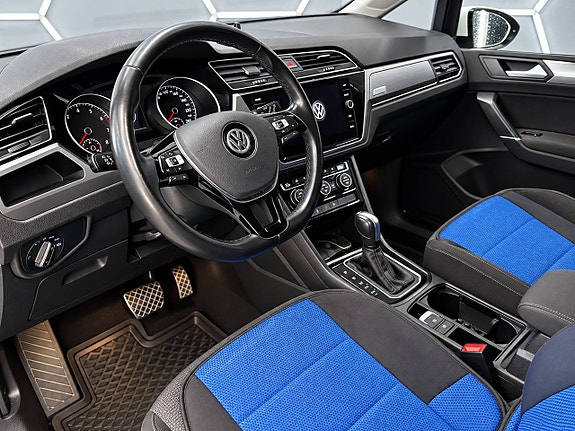 Volkswagen Touran 7 of 20