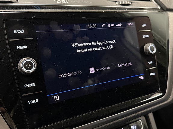 Volkswagen Touran 16 of 20