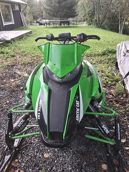 Arctic Cat 8000 rr 2 of 15