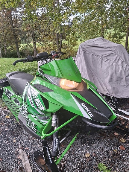 Arctic Cat 8000 rr 11 of 15