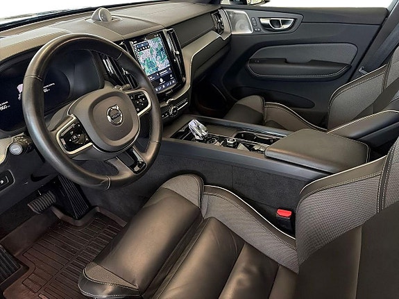 Volvo XC60 9 of 21
