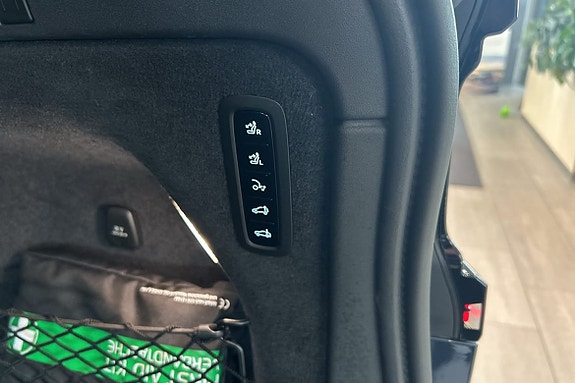 Volvo EX90 15 of 16