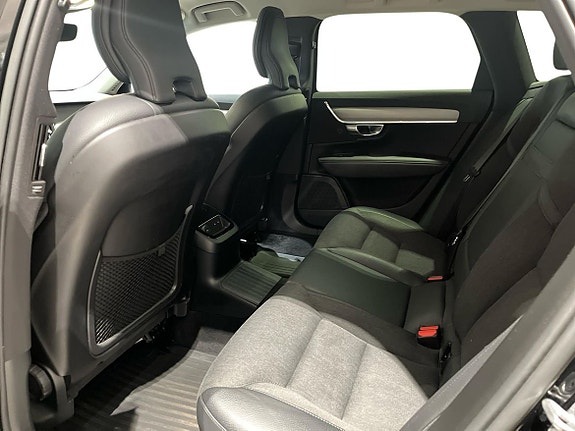 Volvo V90 6 of 14