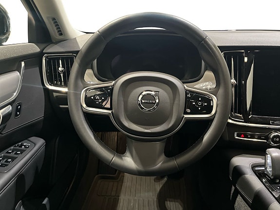 Volvo V90 10 of 14