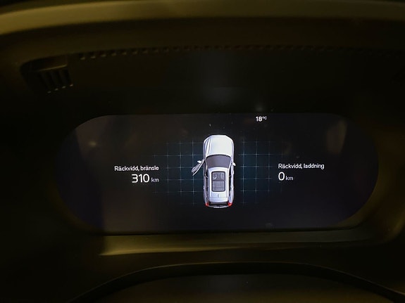 Volvo XC60 11 of 14