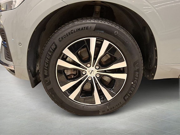 Volvo XC60 9 of 14