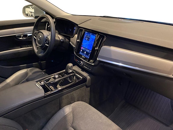 Volvo V90 4 of 14
