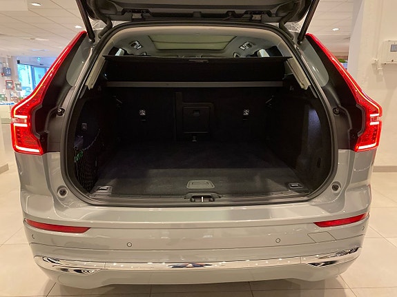 Volvo XC60 13 of 14