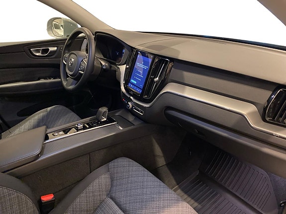 Volvo XC60 4 of 14