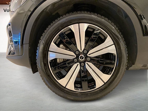 Volvo XC40 9 of 14