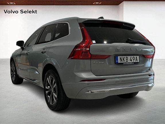 Volvo XC60 2 of 14