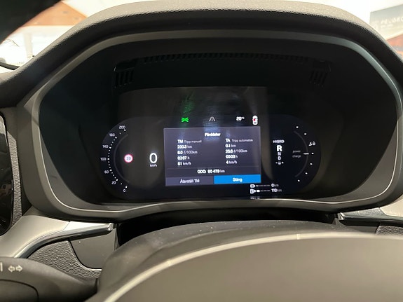 Volvo XC60 11 of 14