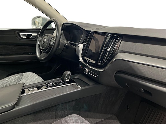 Volvo XC60 4 of 14