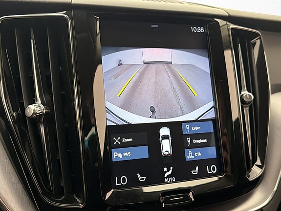Volvo XC60 19 of 30
