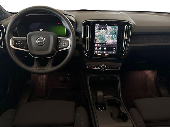 Volvo EX40 12 of 18