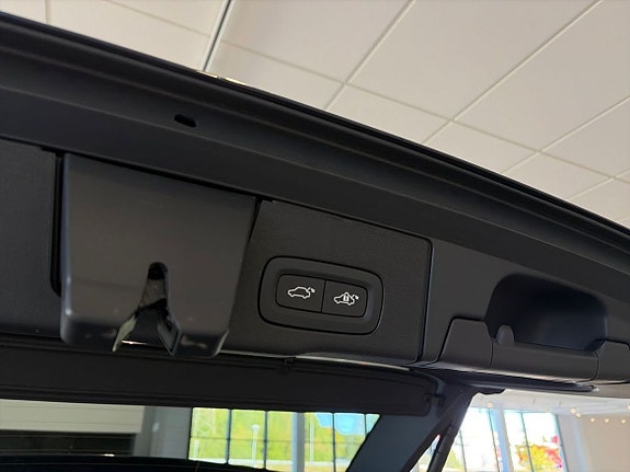 Volvo XC60 18 of 19