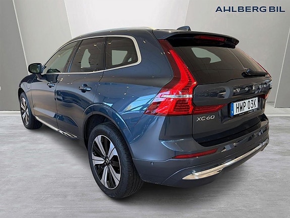 Volvo XC60 3 of 19