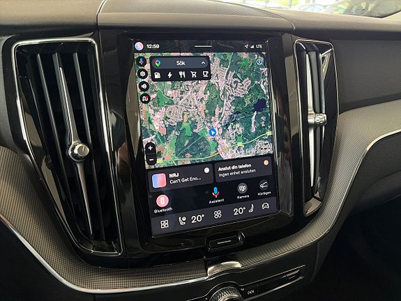 Volvo XC60 14 of 20