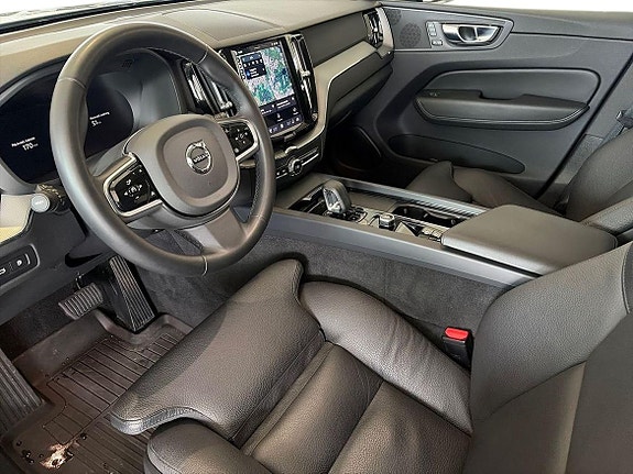 Volvo XC60 9 of 20