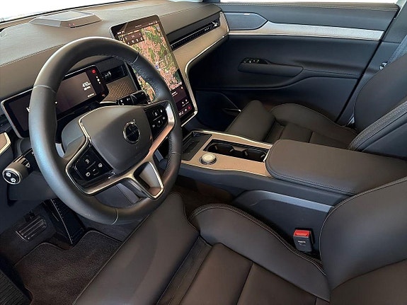Volvo EX90 9 of 21