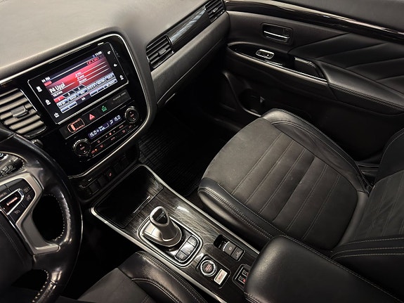 Mitsubishi Outlander 19 of 27