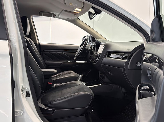 Mitsubishi Outlander 25 of 27