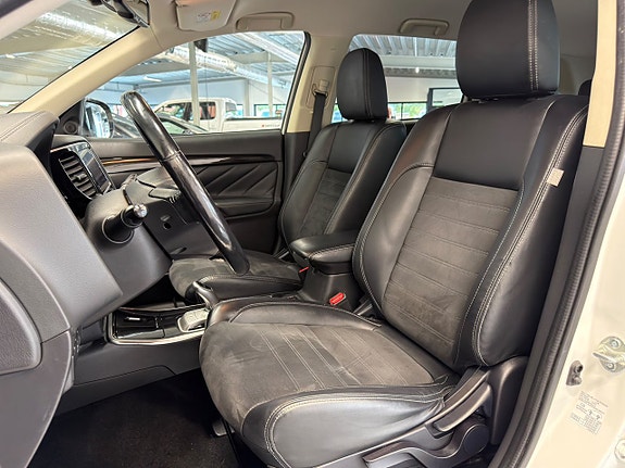 Mitsubishi Outlander 14 of 27