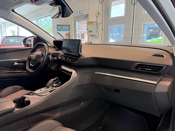 Peugeot 3008 9 of 28