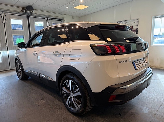 Peugeot 3008 3 of 28