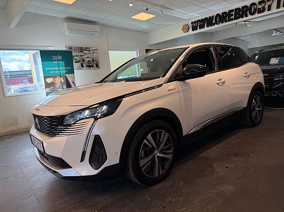 Peugeot 3008 2 of 28
